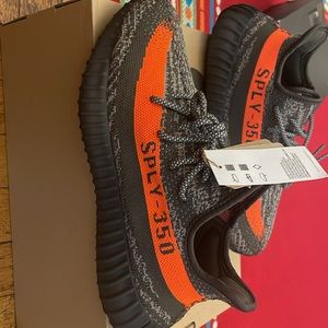 Yeezy boost 350 men’s brand new with tags size 9